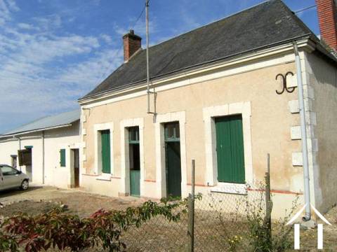 HABITABLE COTTAGE IN A SMALL HAMLET