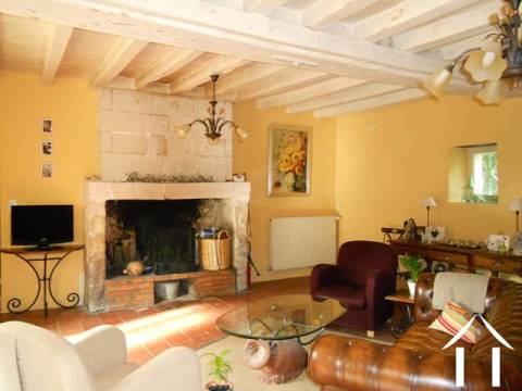 The lounge / dining room (36m2) - normally this would be regarded as a big and impress room. but then..... 
