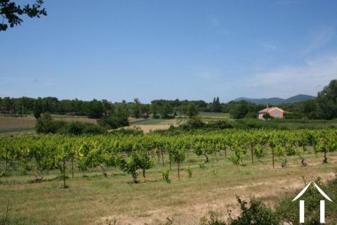 Provencal property in a beautifully rolling landscape