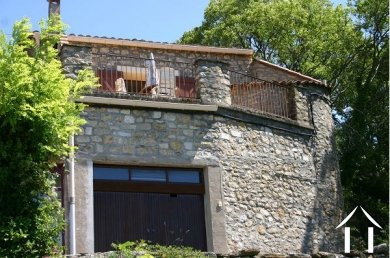 Stone house in beautiful quiet area
