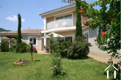 Villa with panoramic view and pool