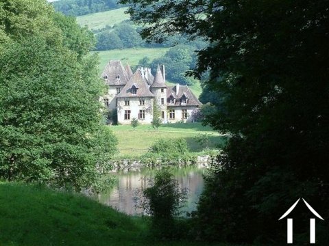     Romantc castle