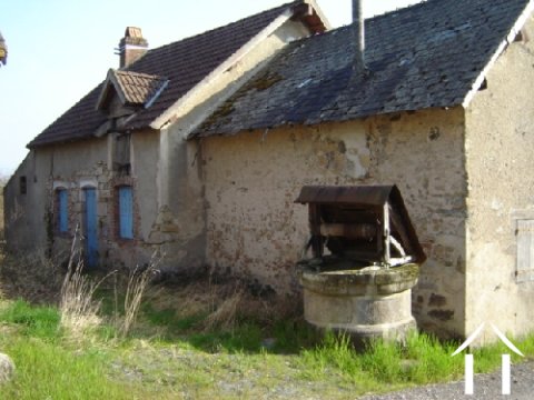 Little stone house to renovate