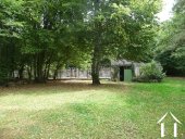 Garden leading to Pension de Chien