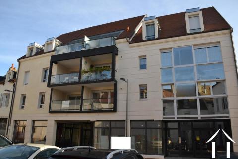 Beautiful 3 bedroom duplex new, terrace, Beaune center