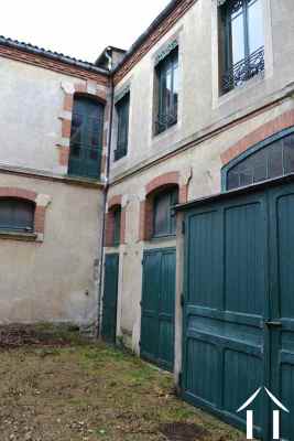 cour