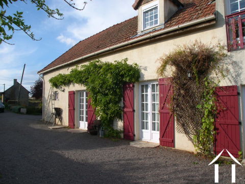 lovely  house with nice views in hamlet mnear Couches  