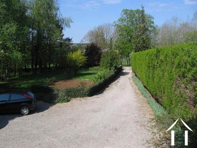 entrance driveway