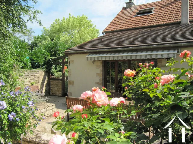 Village house for sale tonnerre, burgundy, PW3186B Image - 1