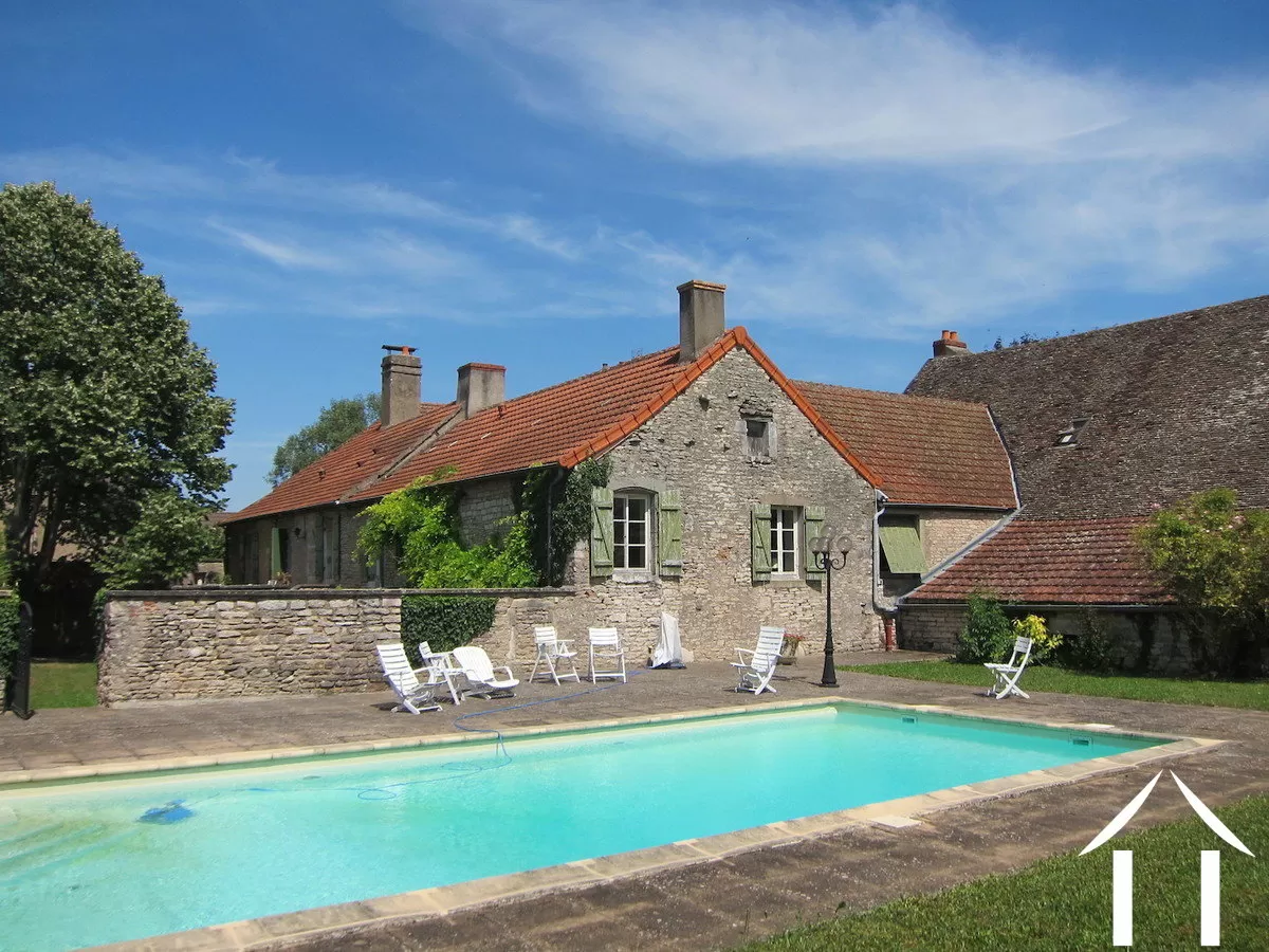 Castle, estate for sale mercurey, burgundy, MB1162S Image - 5