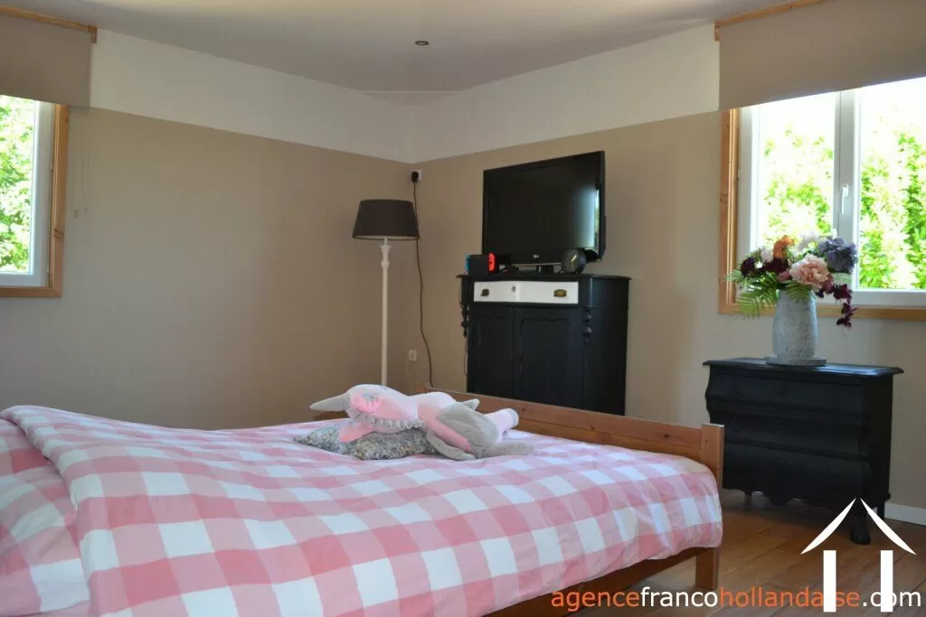 House with guest house for sale st saud lacoussiere, aquitaine, Li1002 Image - 18