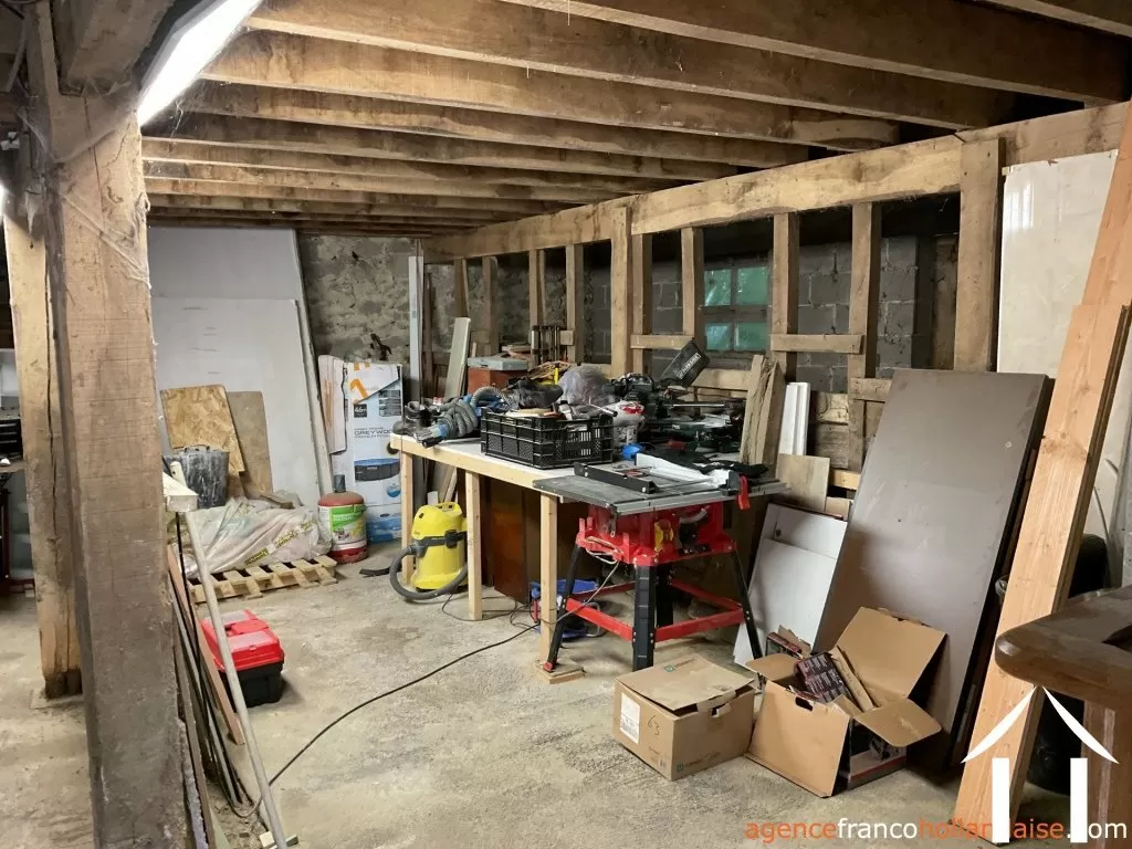 House for sale , Li1003 Image - 32