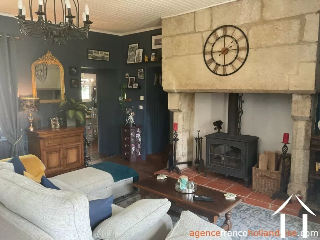 House for sale brouchaud, aquitaine, Li1009 Image - 14
