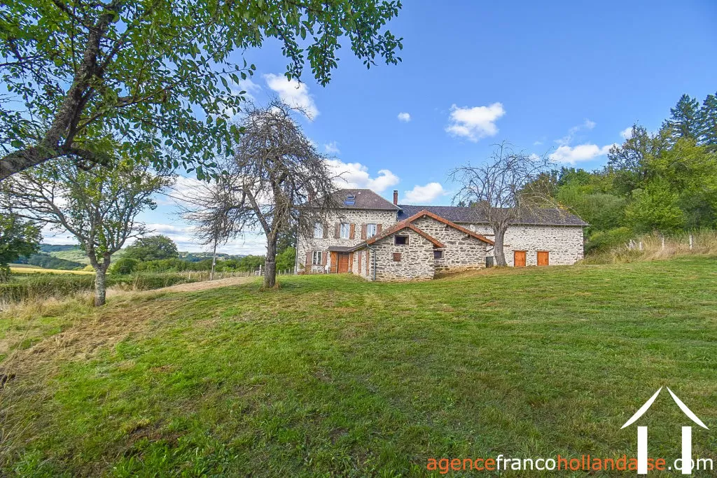 House for sale neuvic entier, limousin, Li1012 Image - 1