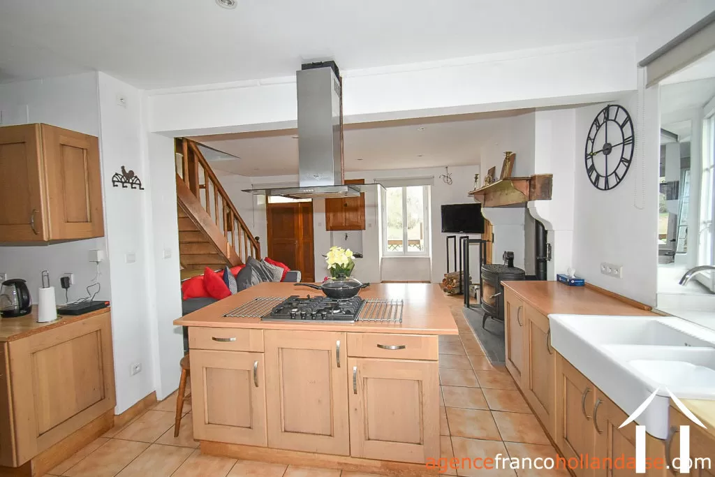 House for sale neuvic entier, limousin, Li1012 Image - 10