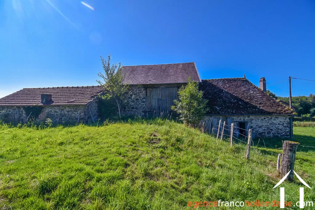 House for sale st germain les belles, limousin, Li1014 Image - 19