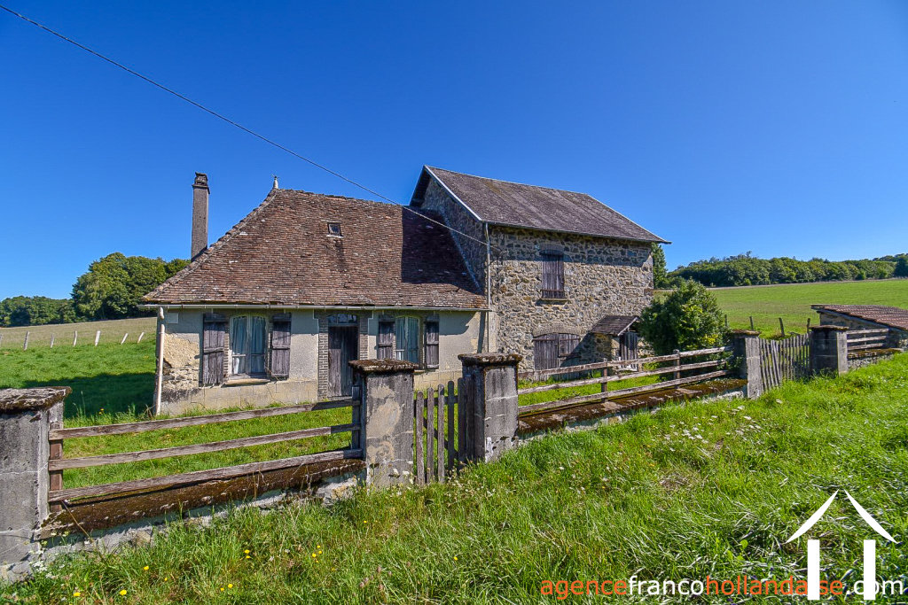 House for sale st germain les belles, limousin, Li1014 Image - 1