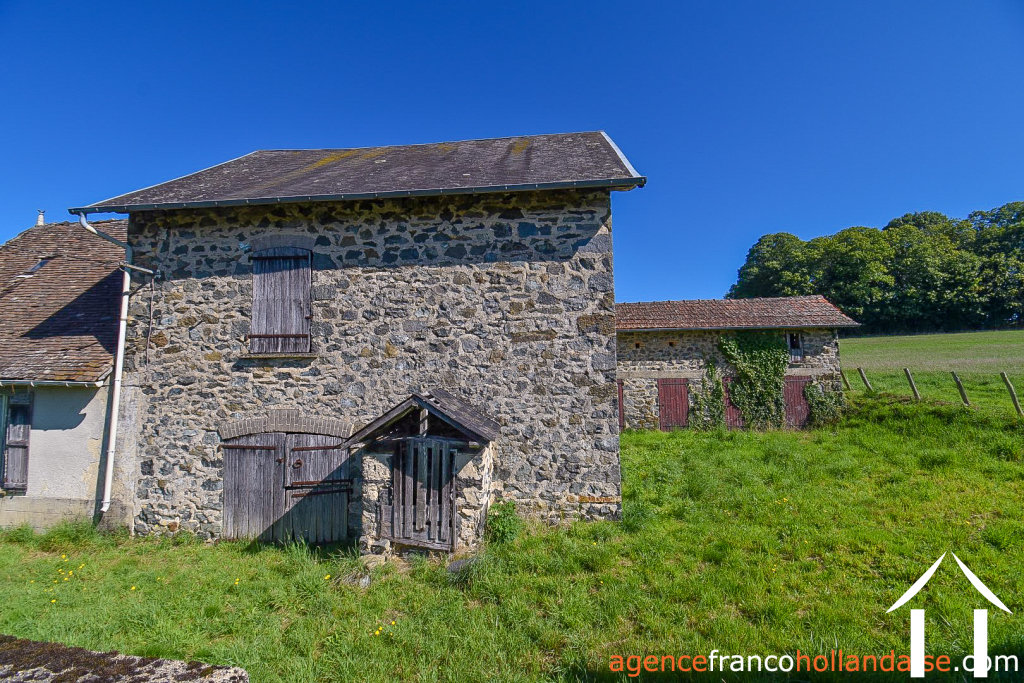 House for sale st germain les belles, limousin, Li1014 Image - 17