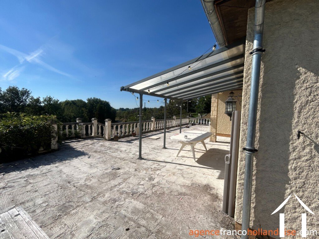 House for sale anlhiac, aquitaine, Li1015 Image - 8