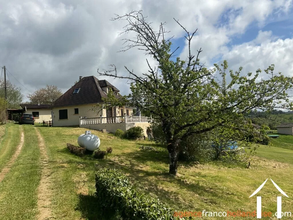 House for sale anlhiac, aquitaine, Li1015 Image - 38