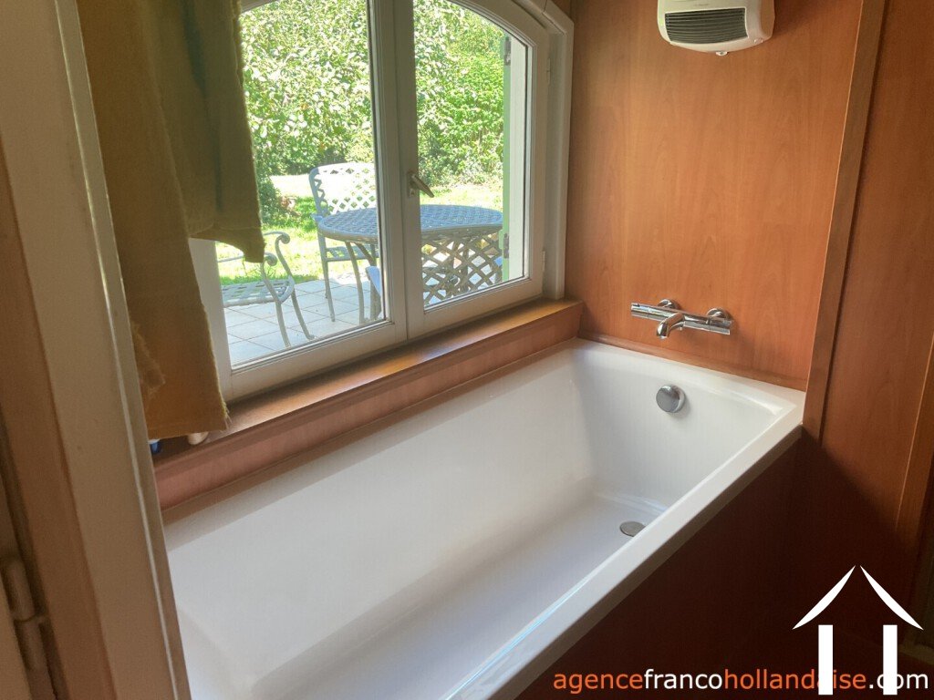 House for sale st sornin lavolps, limousin, Li1016 Image - 17