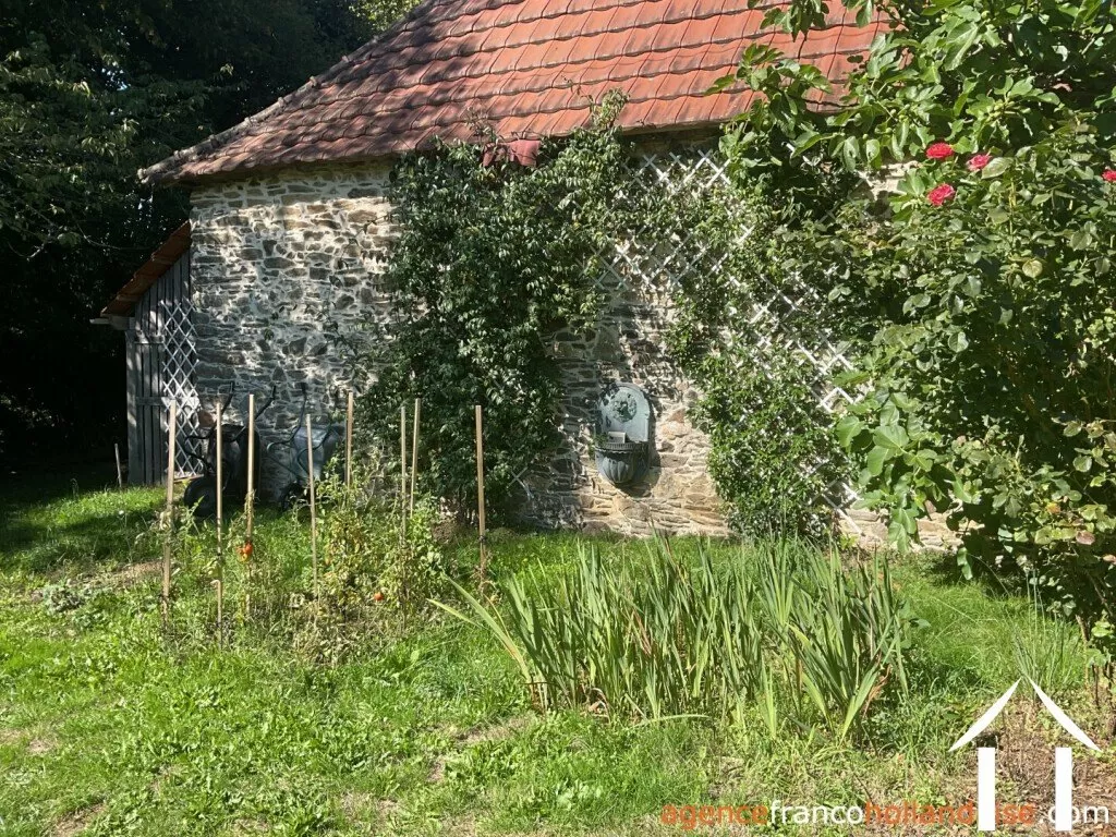 House for sale st sornin lavolps, limousin, Li1016 Image - 38