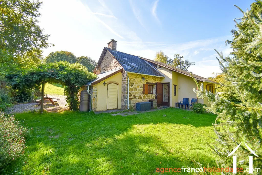 House for sale st germain les belles, limousin, Li1018 Image - 35