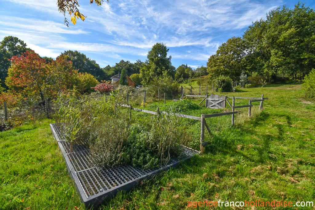 House for sale meuzac, limousin, Li1019 Image - 44