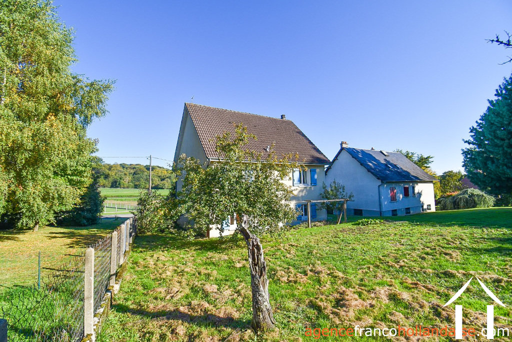 House for sale la croisille sur briance, limousin, Li1020 Image - 36