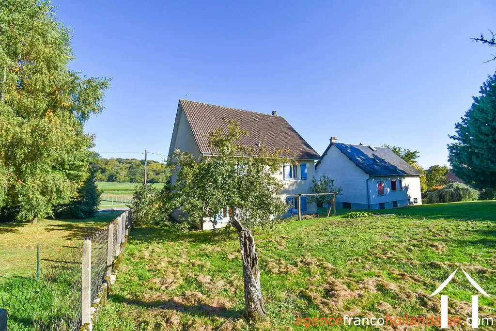 House for sale la croisille sur briance, limousin, Li1020 Image - 36
