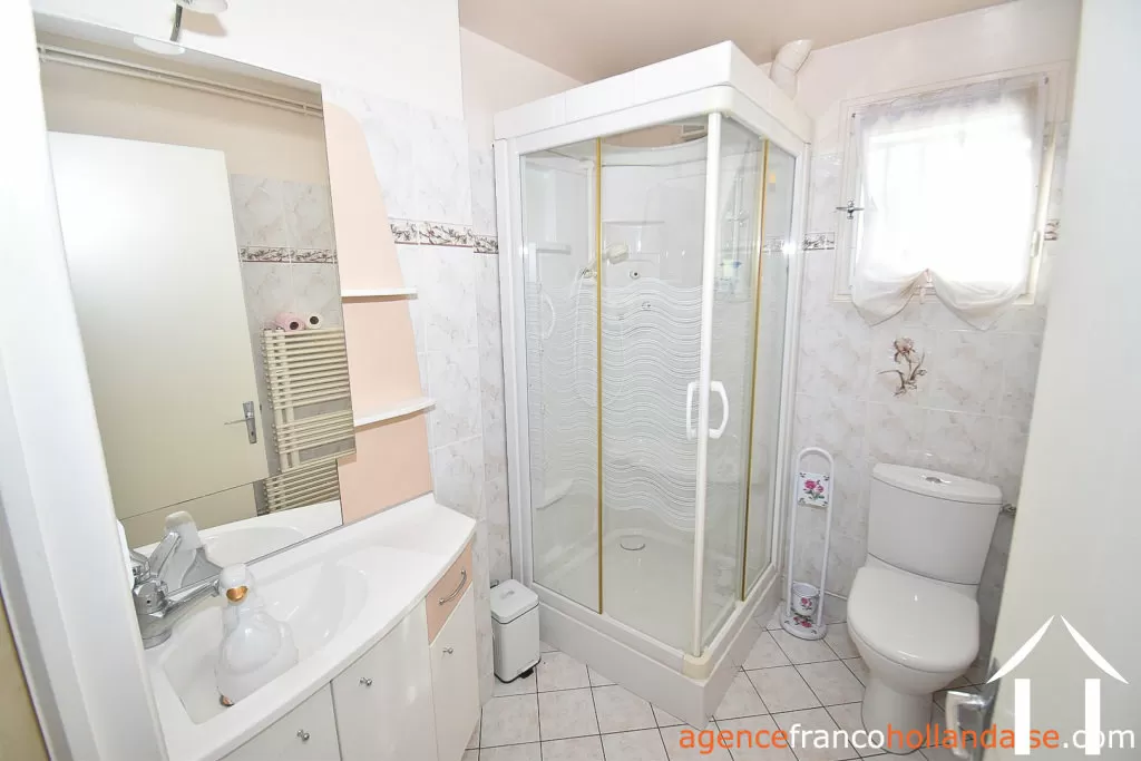 House for sale la croisille sur briance, limousin, Li1020 Image - 9