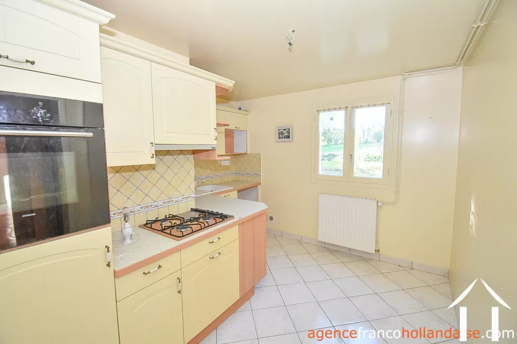 House for sale la croisille sur briance, limousin, Li1020 Image - 10
