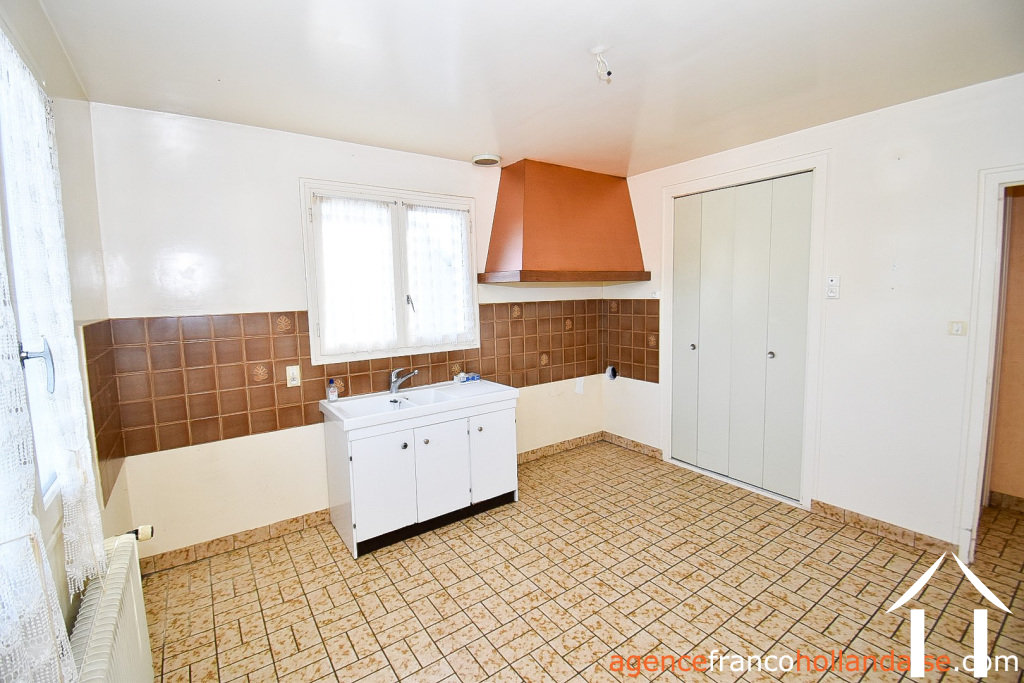 House for sale la croisille sur briance, limousin, Li1020 Image - 18