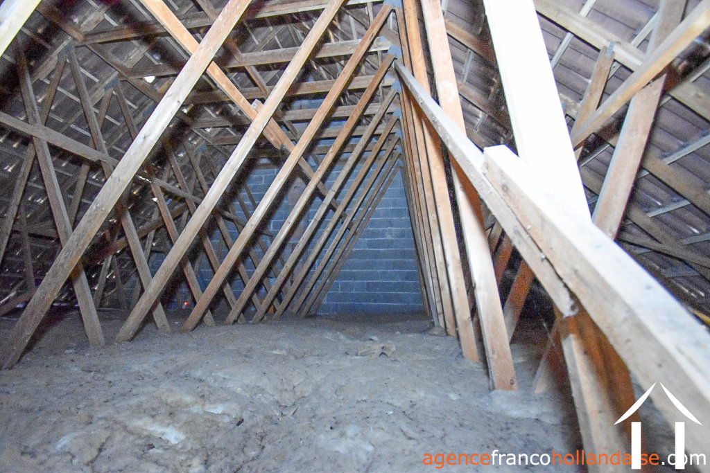 House for sale la croisille sur briance, limousin, Li1020 Image - 27