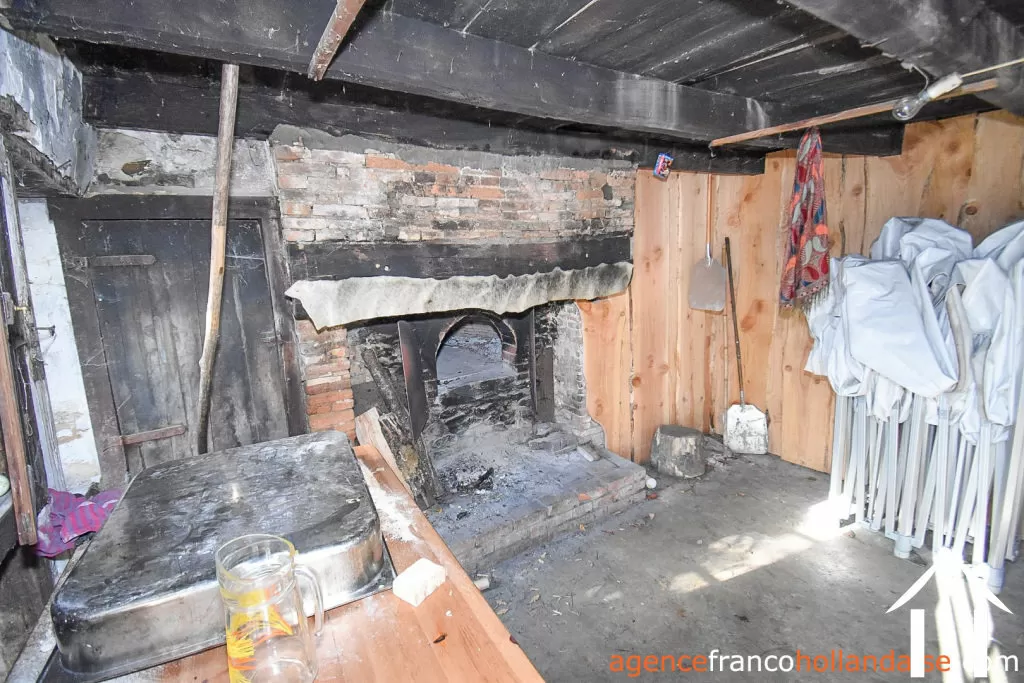 House with guest house for sale chateauneuf la foret, limousin, Li1025 Image - 27