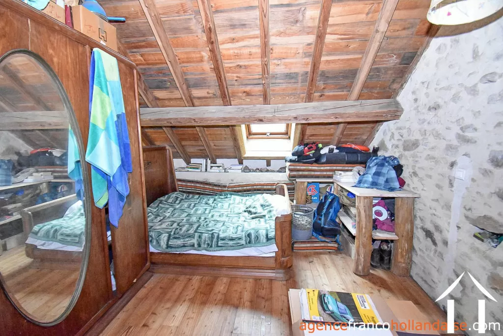 House with guest house for sale chateauneuf la foret, limousin, Li1025 Image - 11