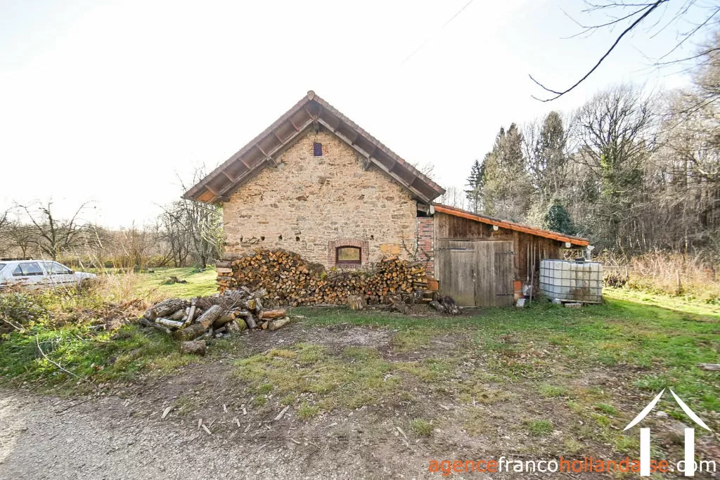 House with guest house for sale chateauneuf la foret, limousin, Li1025 Image - 19