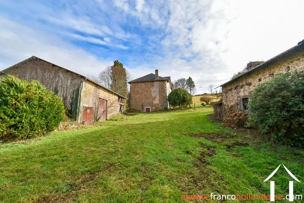 House with guest house for sale neuvic entier, limousin, Li1027 Image - 57