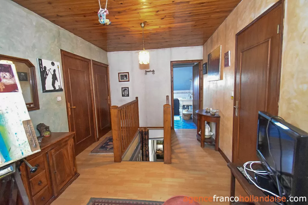 House for sale la croisille sur briance, limousin, Li1028 Image - 9