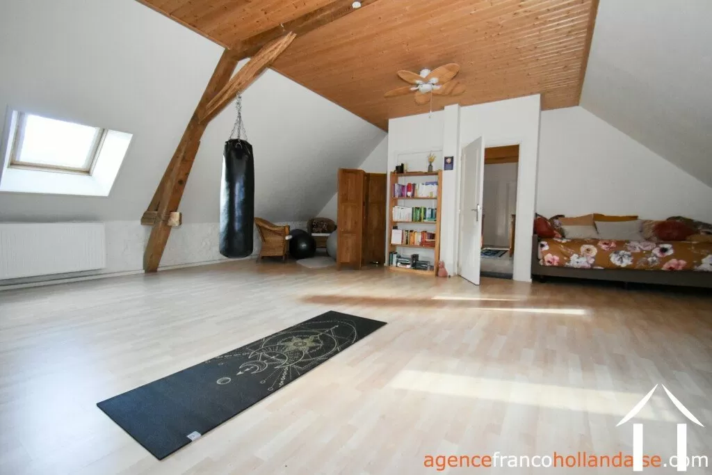 House for sale , Li1032 Image - 18