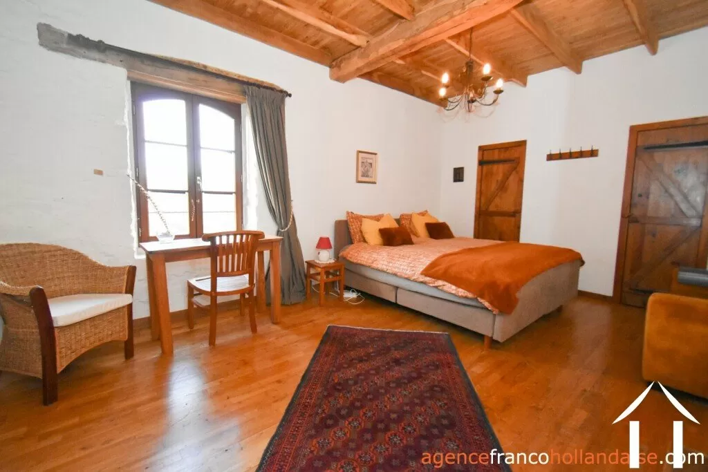 House for sale , Li1032 Image - 32