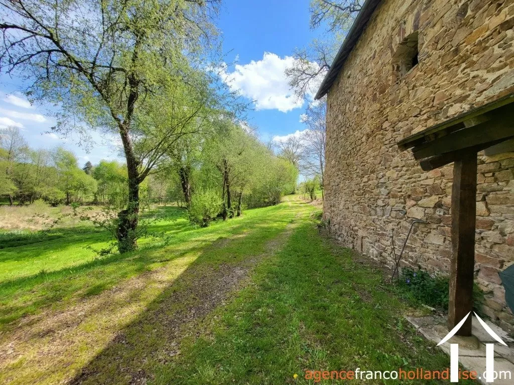 House for sale chateau chervix, limousin, Li1032 Image - 71