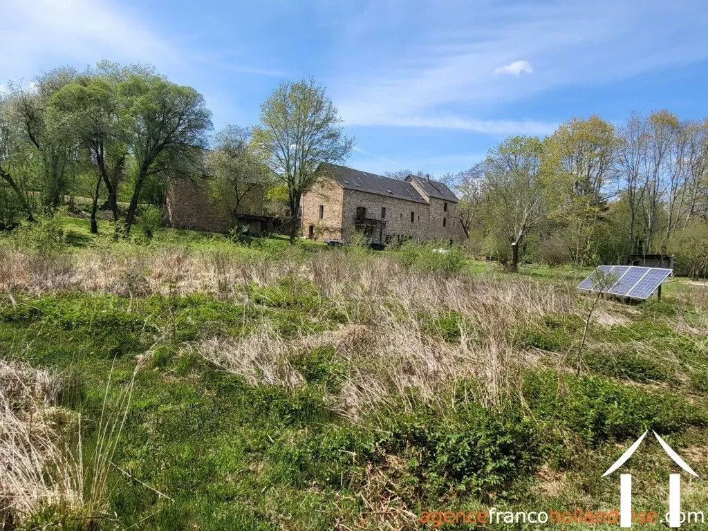 House for sale chateau chervix, limousin, Li1032 Image - 47