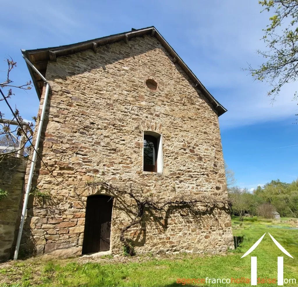 House for sale chateau chervix, limousin, Li1032 Image - 48