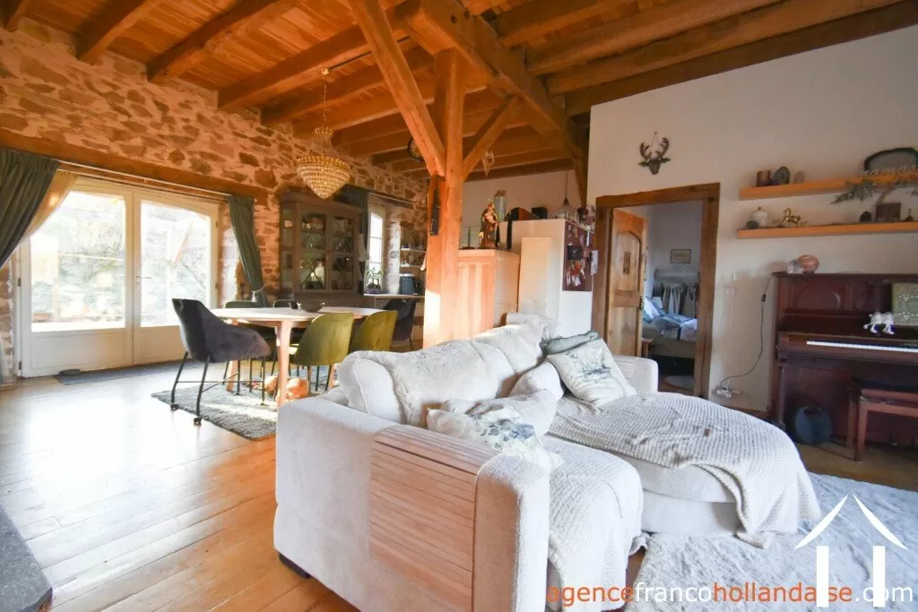 House for sale , Li1032 Image - 6