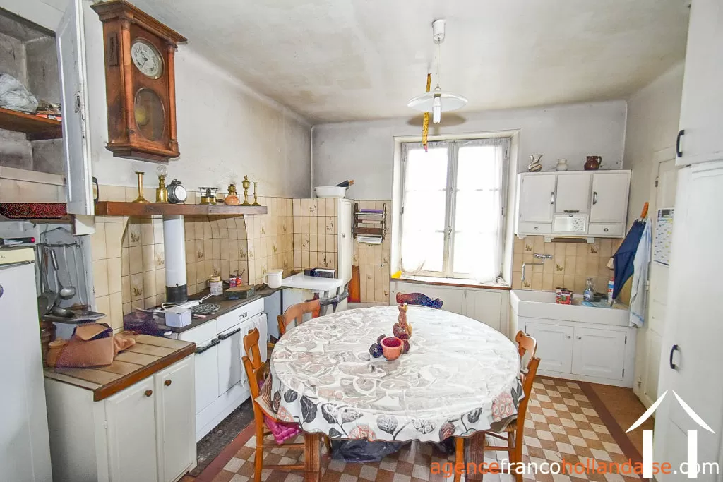 House with guest house for sale la porcherie, limousin, Li1036 Image - 3