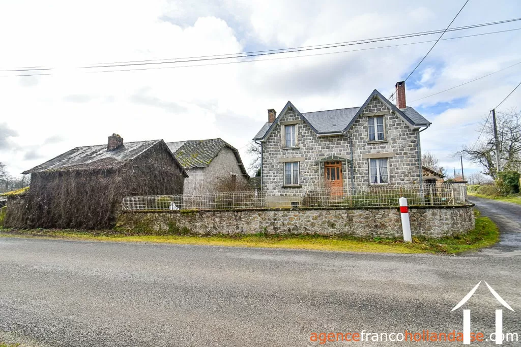 House with guest house for sale la porcherie, limousin, Li1036 Image - 2