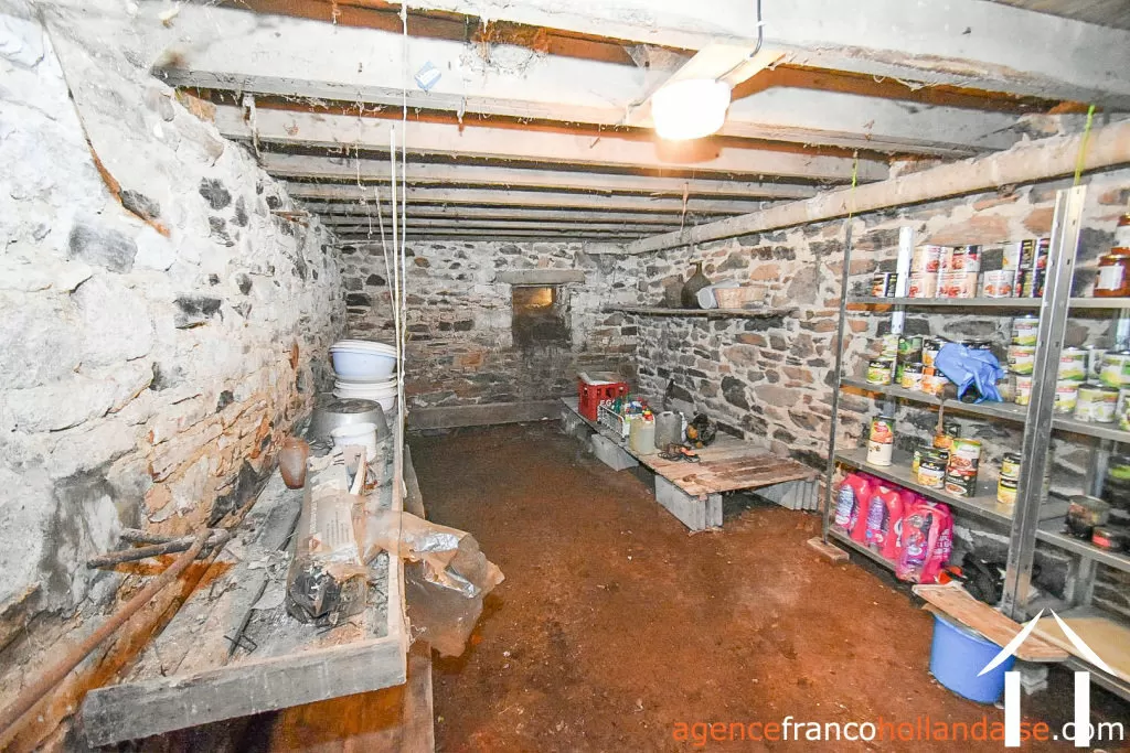 House with guest house for sale la porcherie, limousin, Li1036 Image - 39