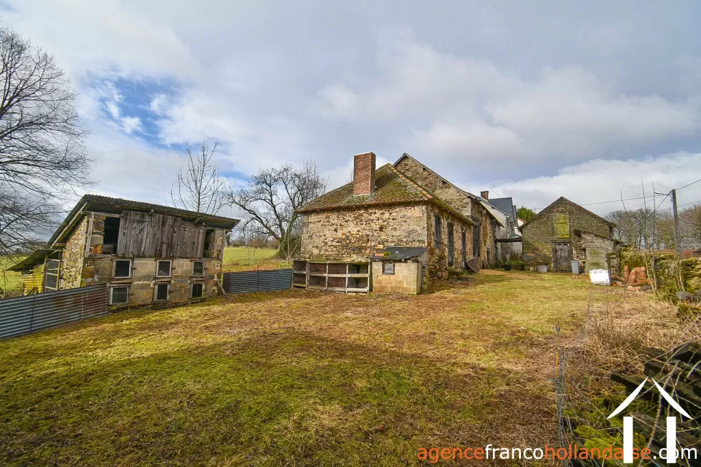 House with guest house for sale la porcherie, limousin, Li1036 Image - 26