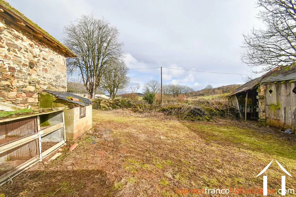 House with guest house for sale la porcherie, limousin, Li1036 Image - 28